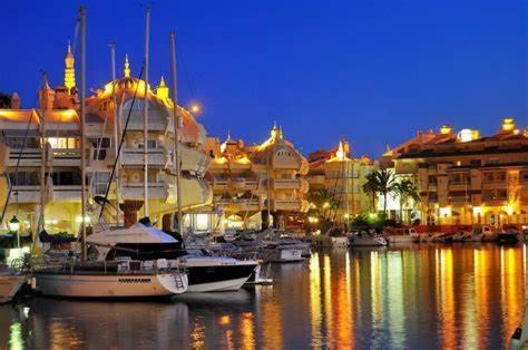 Puerto Marina Palace Benalmadena Exterior photo